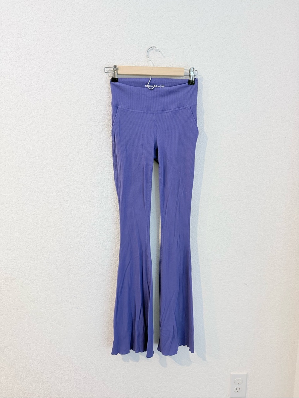 Outdoor Voices- Superstorm Rib Fabric Flare Pants- XS